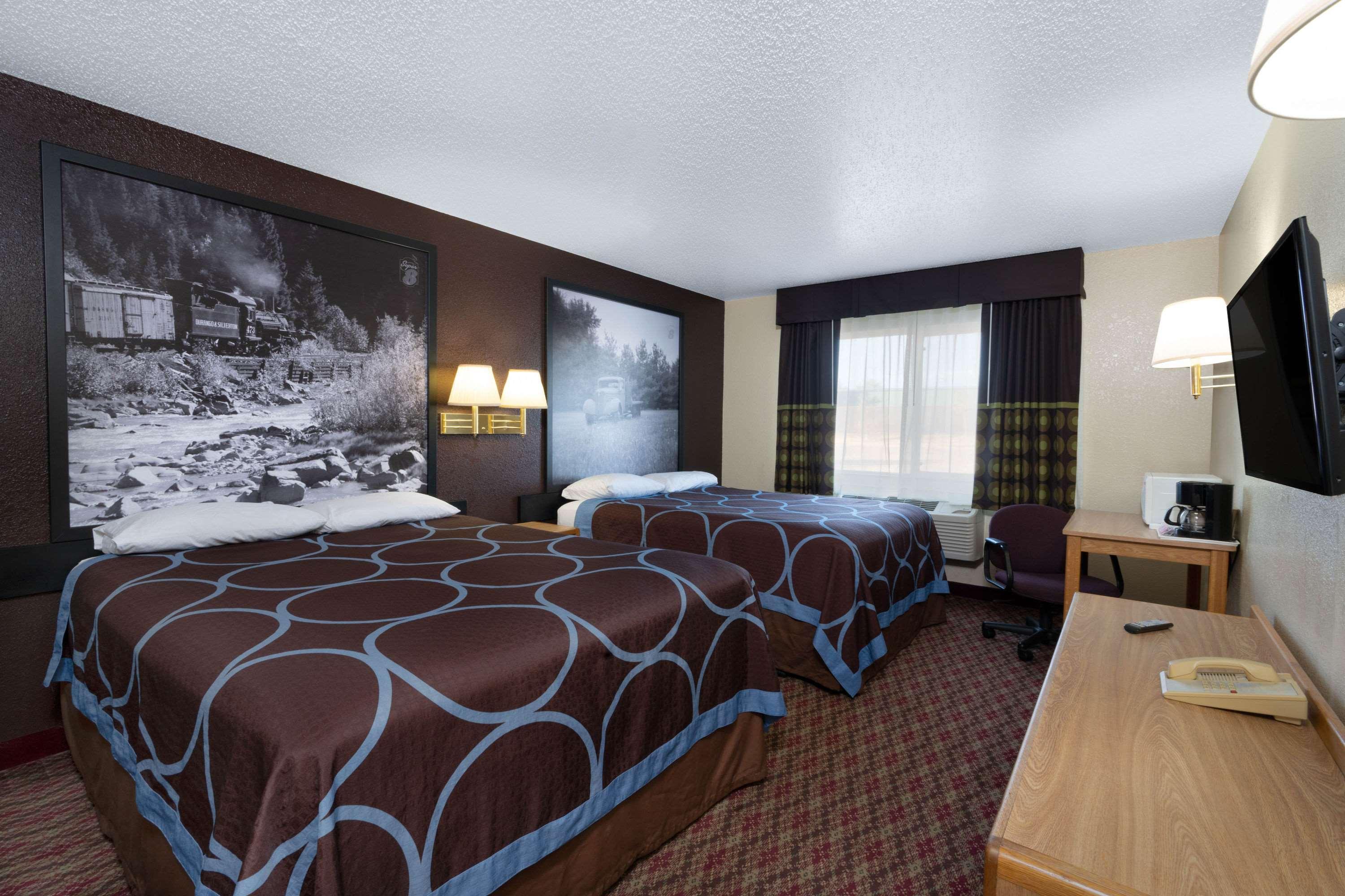 Hotel Super 8 By Wyndham Fountain Extérieur photo